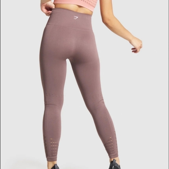 Gymshark ENERGY+ SEAMLESS LEGGINGS in Rose Taupe Size XS - Picture 2 of 12